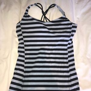 Black and blue lululemon tank top